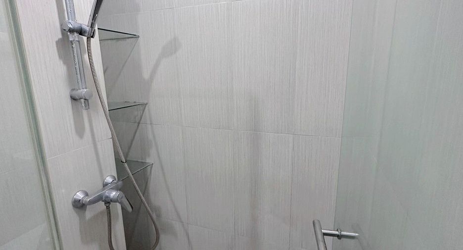 For sale 1 bed condo in Khlong Toei, Bangkok