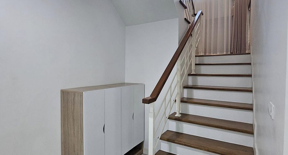 For rent 4 bedrooms house in Prawet, Bangkok