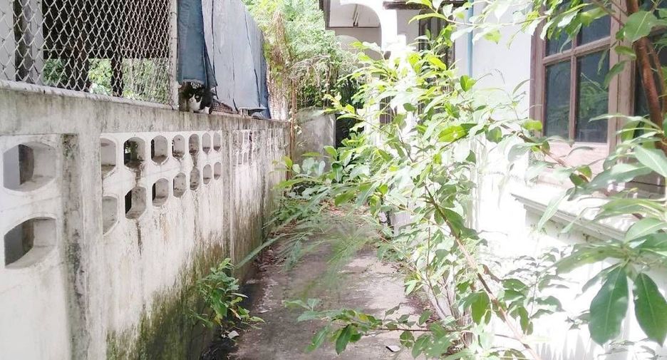 Haus zum Kauf mit 3 Zimmer in Thung Khru, Bangkok