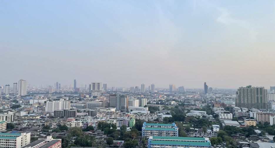 For sale 1 bed condo in Thon Buri, Bangkok