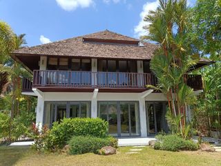 For sale and for rent 5 bedrooms villa in Thalang, Phuket