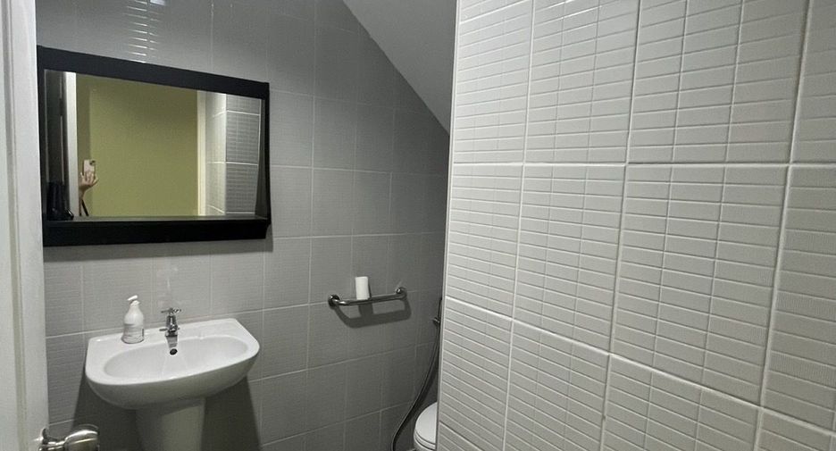 For rent 2 bedrooms house in Mueang Phuket, Phuket