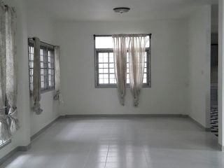 For rent 3 ベッドルーム house in Bang Na, Bangkok