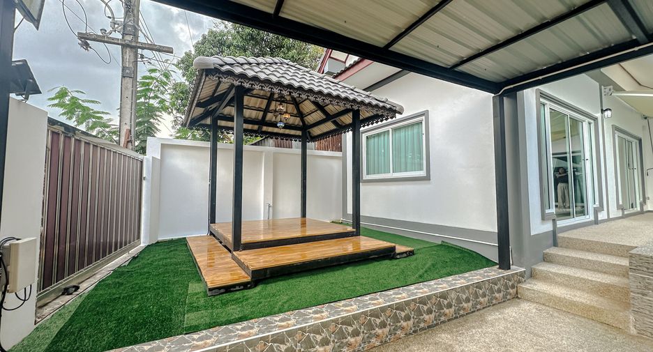 À louer 3 chambres villa à Thalang, Phuket