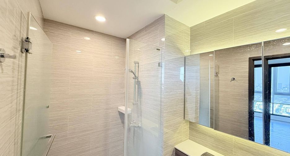 For rent 2 bedrooms condo in Bang Na, Bangkok