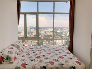 Wohnung zur Miete mit 2 Zimmer in Phra Khanong, Bangkok