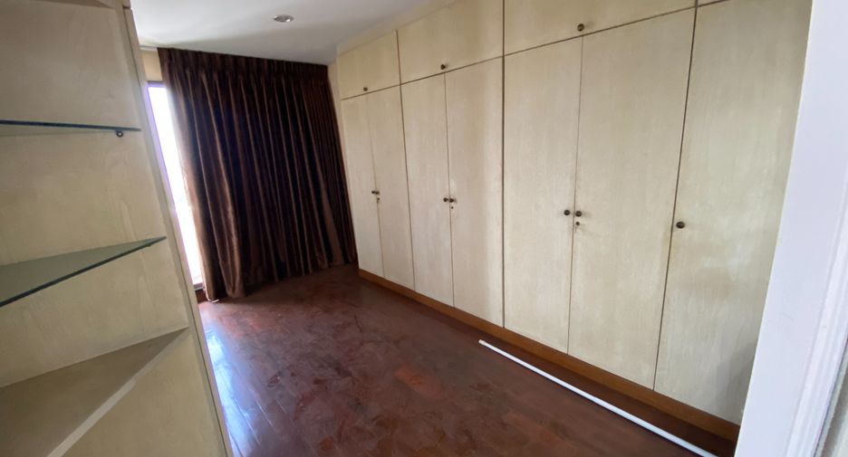 Condo en alquiler de 2 habitaciones en Suan Luang, Bangkok