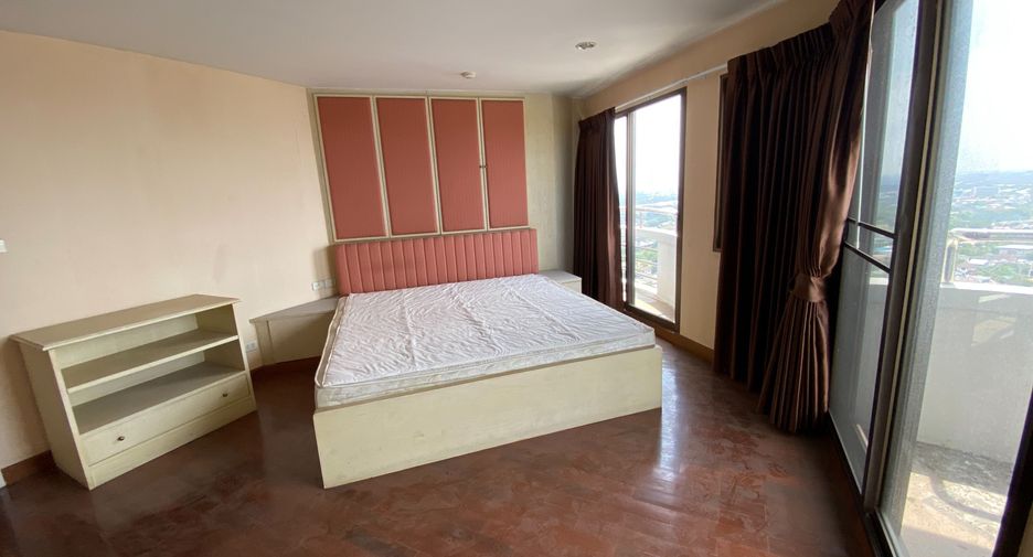 Condo en alquiler de 2 habitaciones en Suan Luang, Bangkok