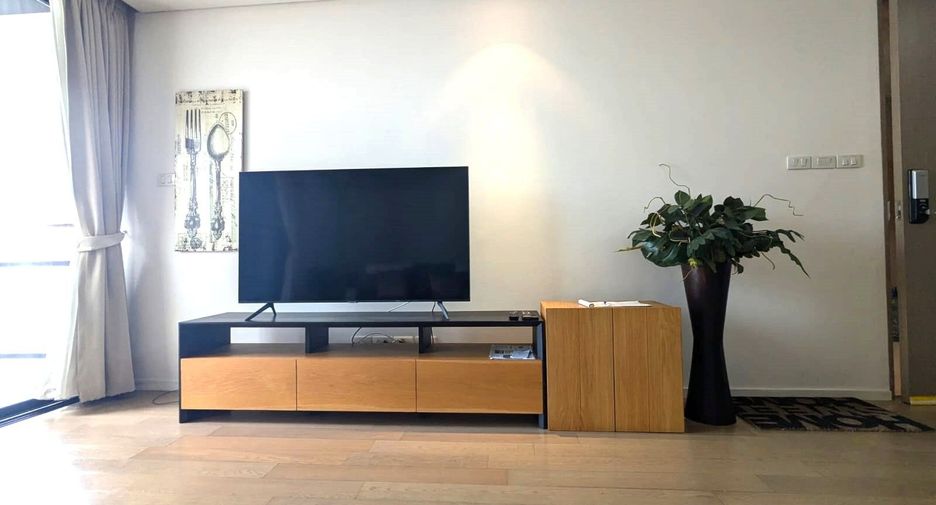 For rent 1 bed condo in Khlong Toei, Bangkok