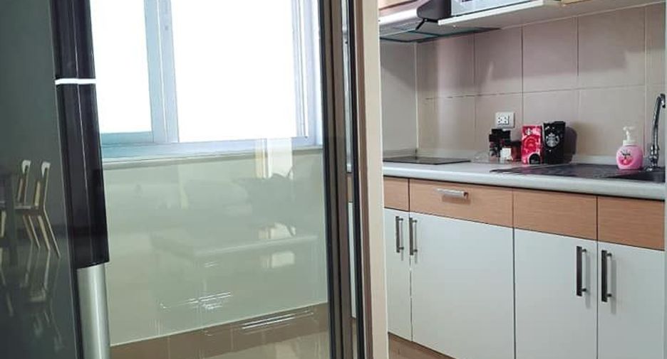 For sale 2 bedrooms condo in Watthana, Bangkok