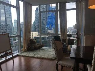 For rent 4 bedrooms condo in Pathum Wan, Bangkok