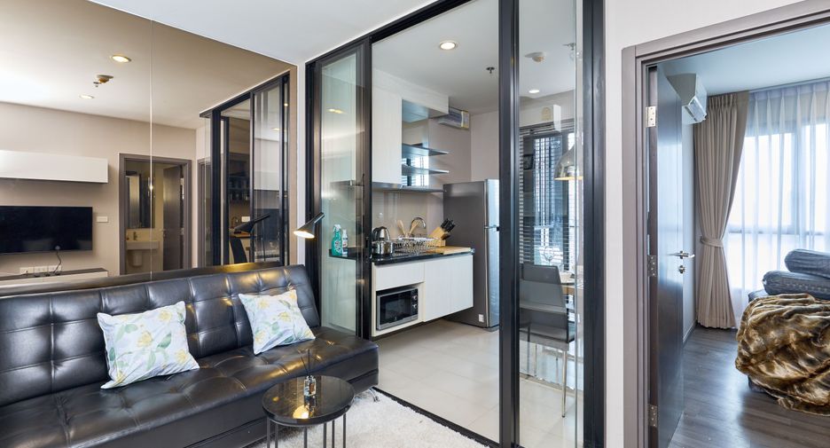 Condo en alquiler de 1 habitaciones en Watthana, Bangkok