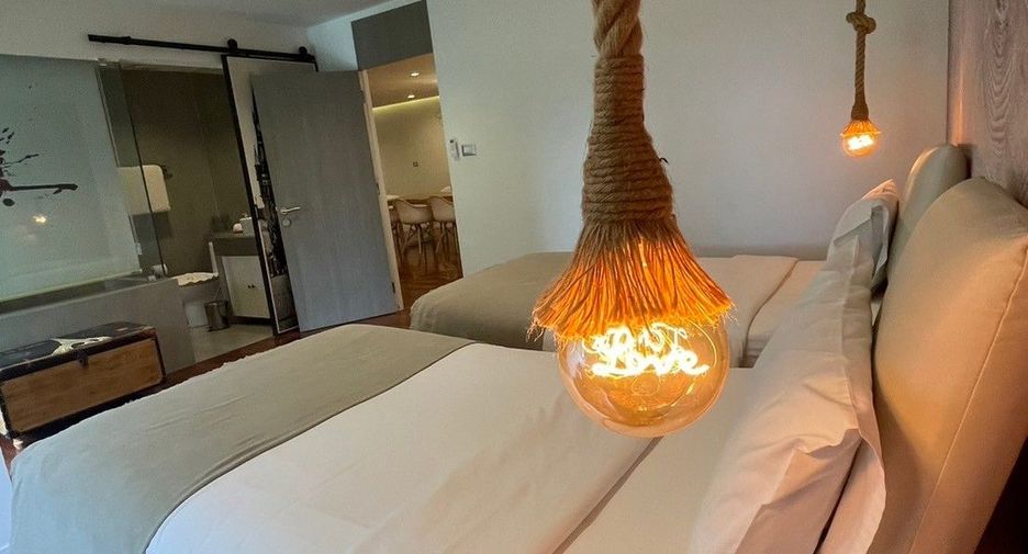 For rent 6 bedrooms condo in Pathum Wan, Bangkok