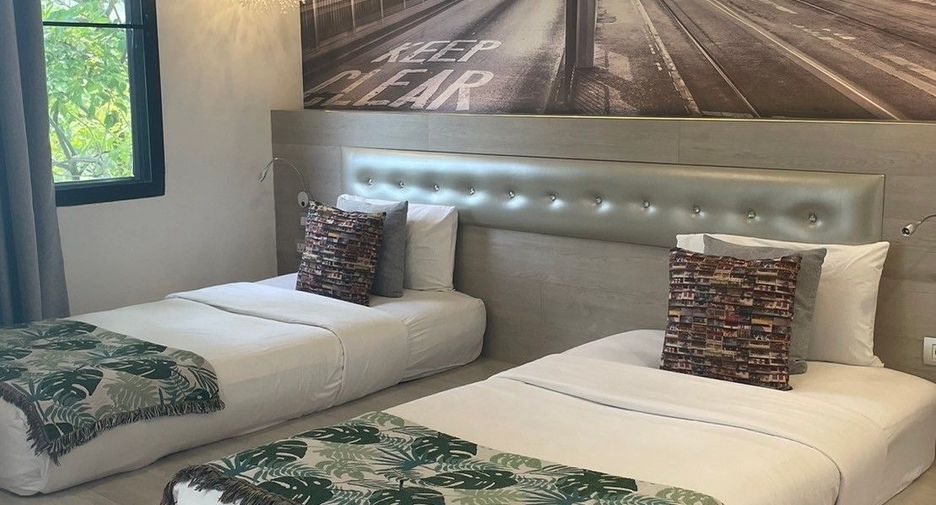 For rent 6 bedrooms condo in Pathum Wan, Bangkok