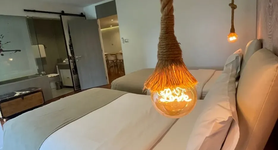 For rent 6 bedrooms condo in Pathum Wan, Bangkok