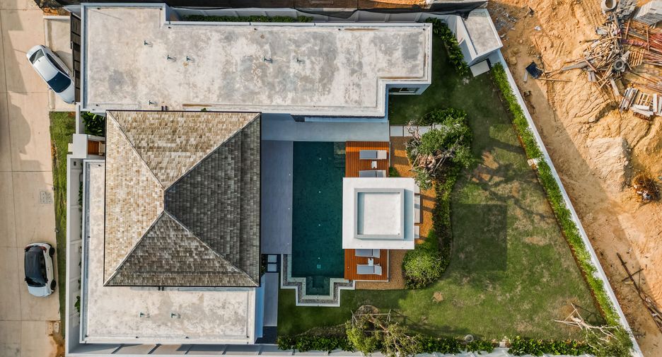 For sale 4 ベッドルーム villa in Thalang, Phuket