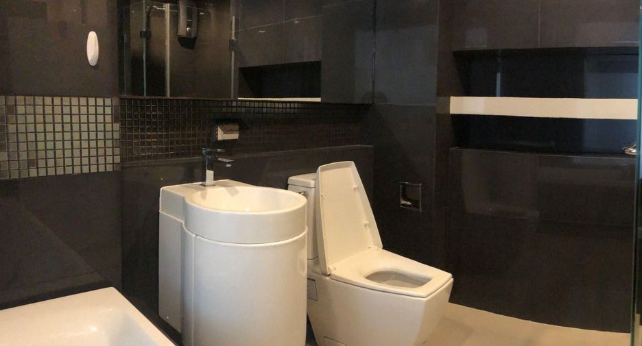 For sale 2 bedrooms condo in Sathon, Bangkok