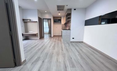 Condo en venta y en alquiler de 2 habitaciones en Khlong San, Bangkok