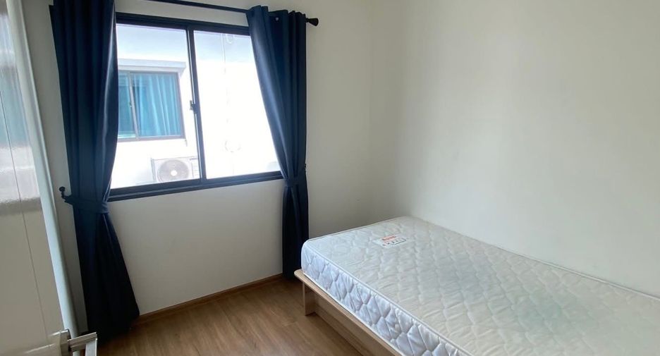 For rent 3 bedrooms townhouse in Prawet, Bangkok