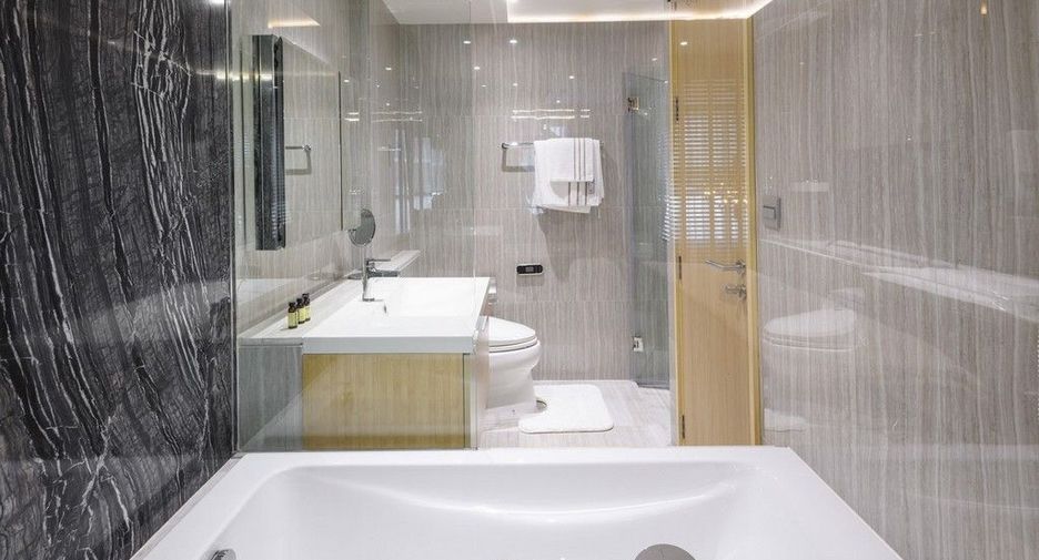 For sale 2 bedrooms condo in Watthana, Bangkok