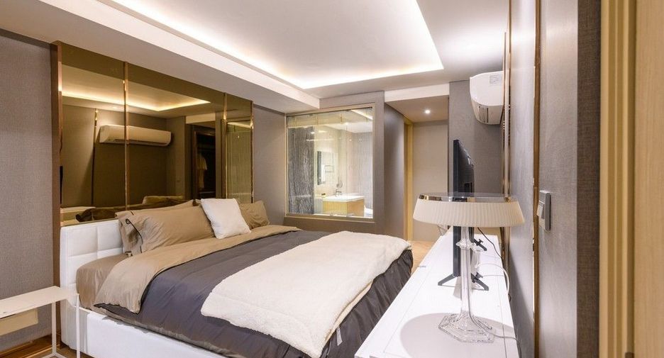 For sale 2 bedrooms condo in Watthana, Bangkok