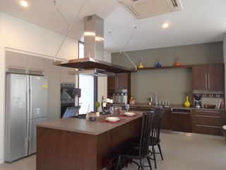 Villa en alquiler de 4 habitaciones en Watthana, Bangkok