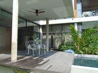 Villa en alquiler de 4 habitaciones en Watthana, Bangkok