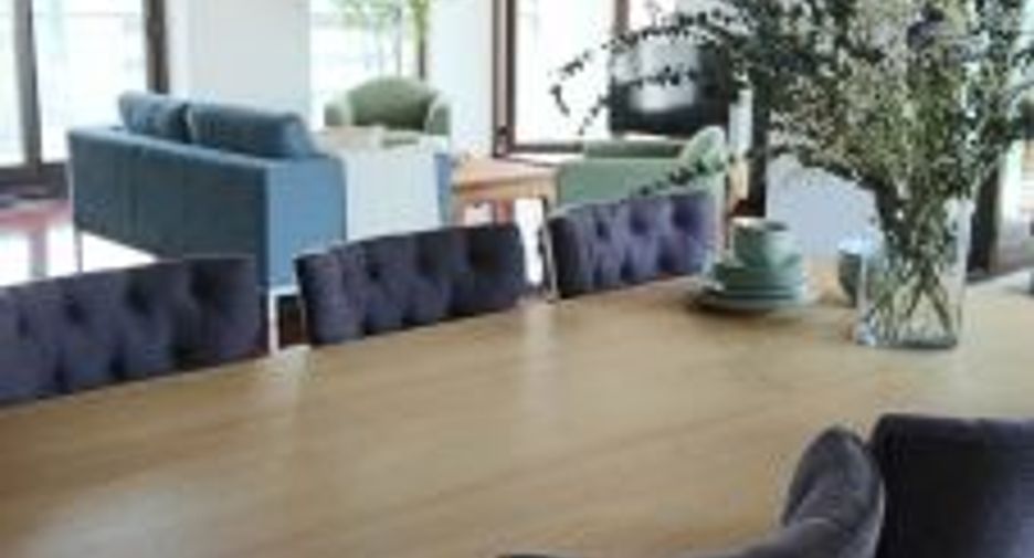 For rent 4 bedrooms condo in Sathon, Bangkok