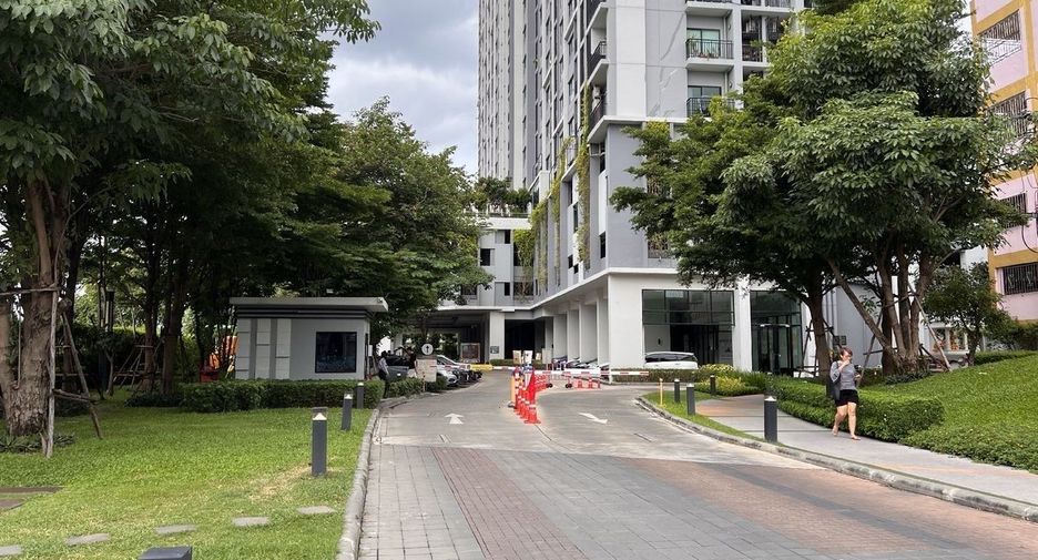 For rent 1 bed condo in Thon Buri, Bangkok