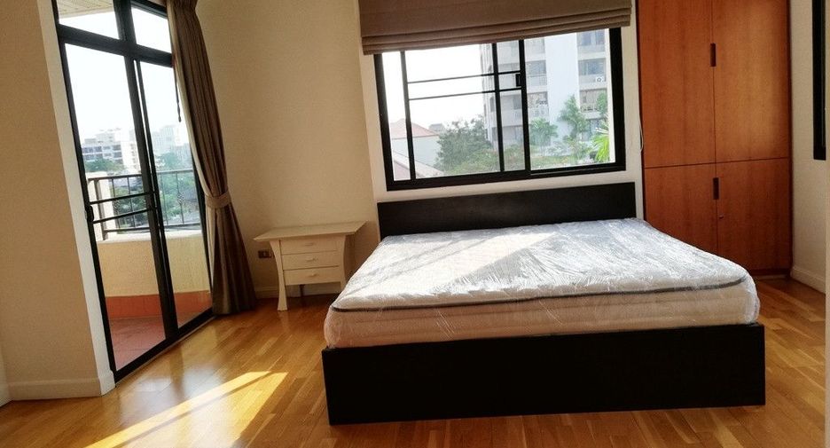 Wohnung zur Miete mit 3 Zimmer in Watthana, Bangkok