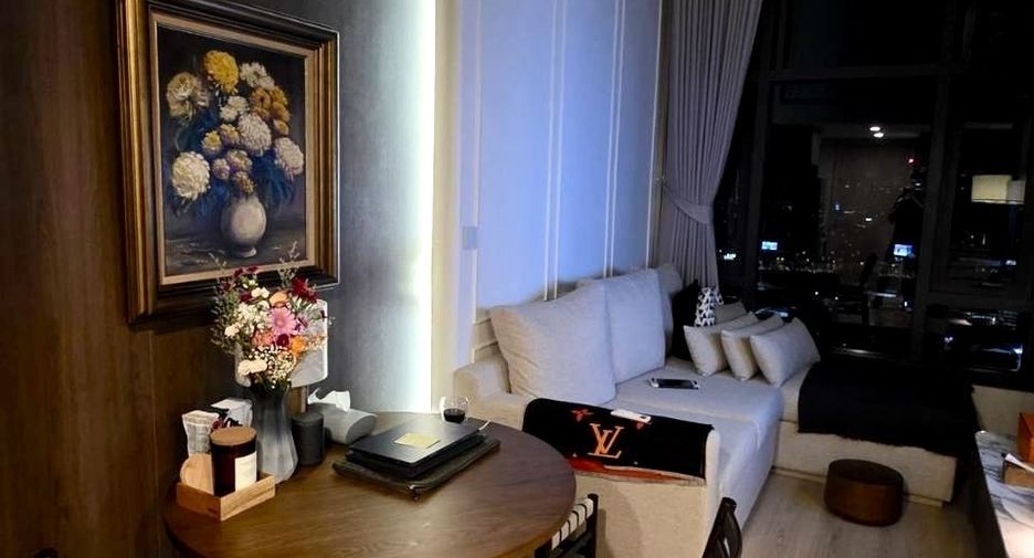 Wohnung zur Miete mit 2 Zimmer in Khlong Toei, Bangkok