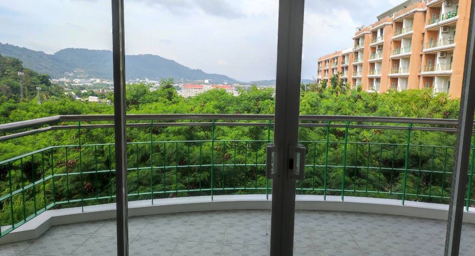 For sale 4 bedrooms apartment in Mueang Phuket, Phuket