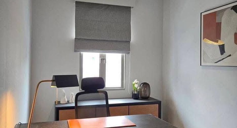 Haus zur Miete mit 5 Zimmer in Lat Krabang, Bangkok