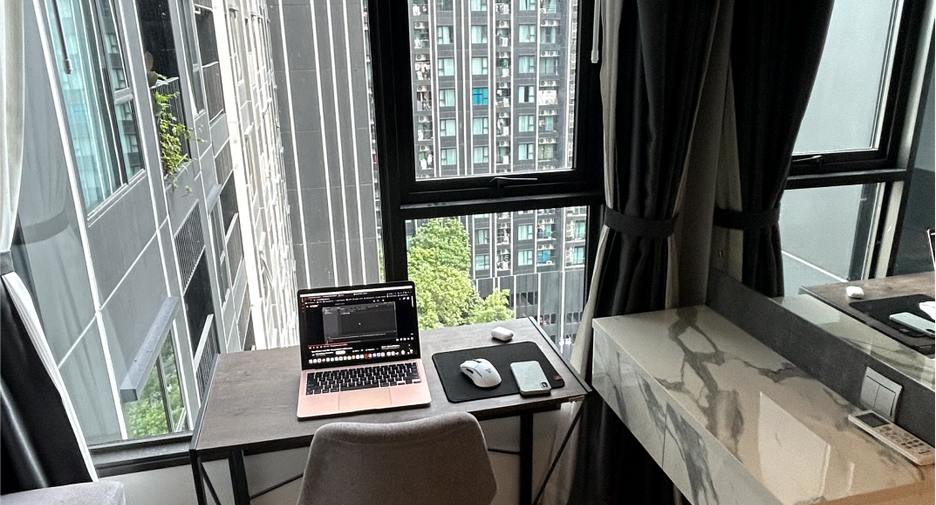 Condo en alquiler de estudio en Huai Khwang, Bangkok