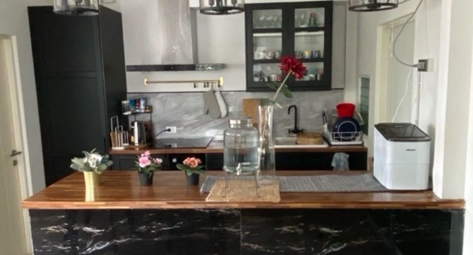 For rent 3 bedrooms townhouse in Prawet, Bangkok