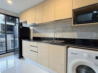 Condo en alquiler de 1 habitaciones en Yan Nawa, Bangkok