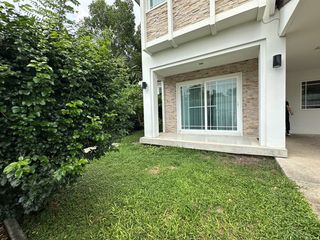 For rent 3 bedrooms house in Bang Kapi, Bangkok