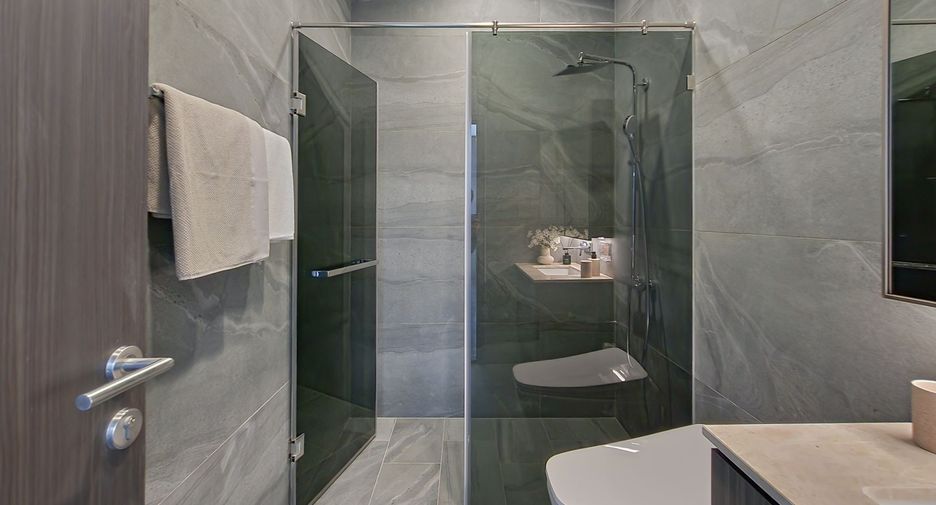 For sale 2 bedrooms condo in Ratchathewi, Bangkok