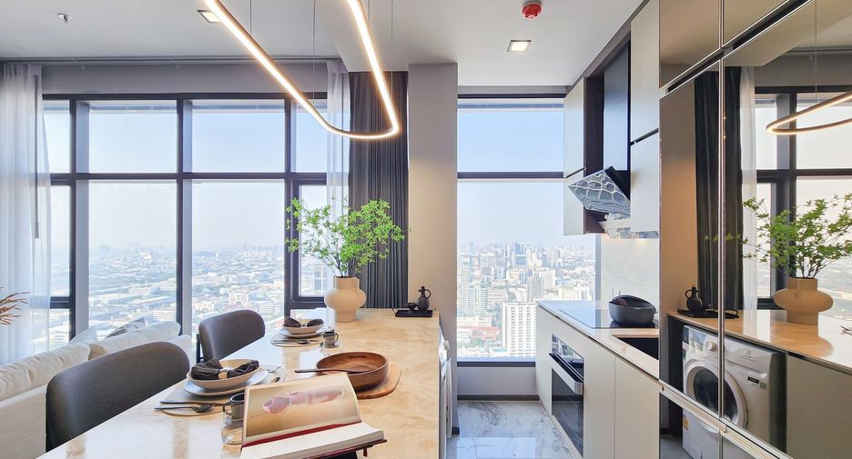For sale 2 bedrooms condo in Ratchathewi, Bangkok