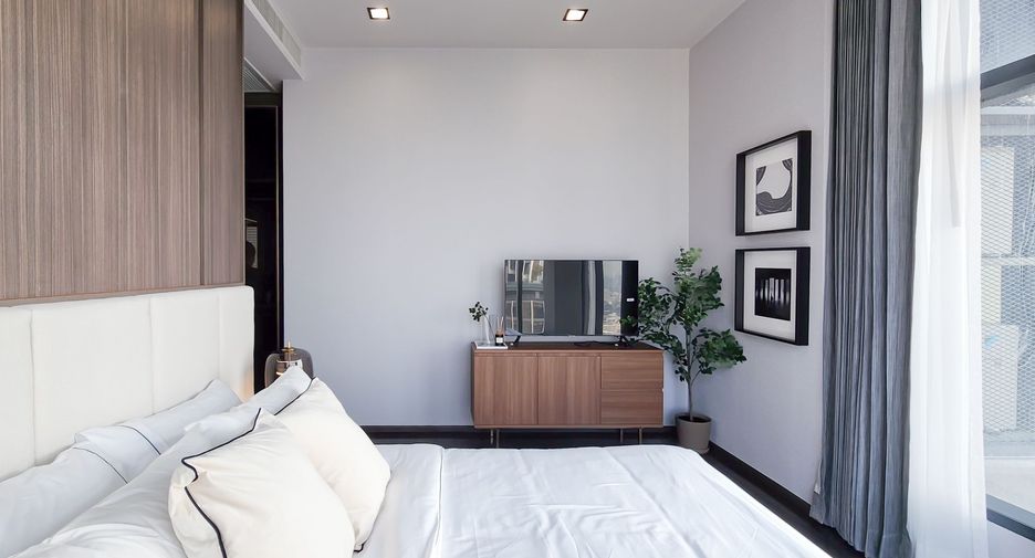 For sale 2 bedrooms condo in Ratchathewi, Bangkok