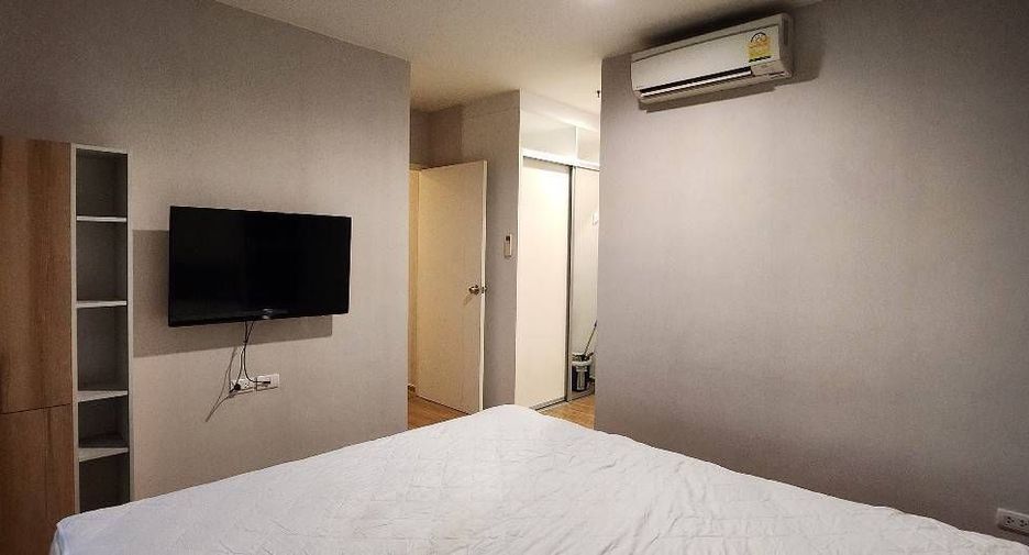 For rent 2 bedrooms condo in Yan Nawa, Bangkok