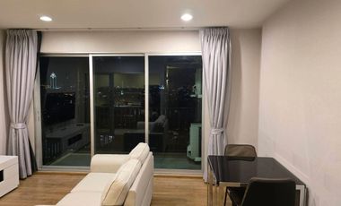 For rent 2 bedrooms condo in Yan Nawa, Bangkok