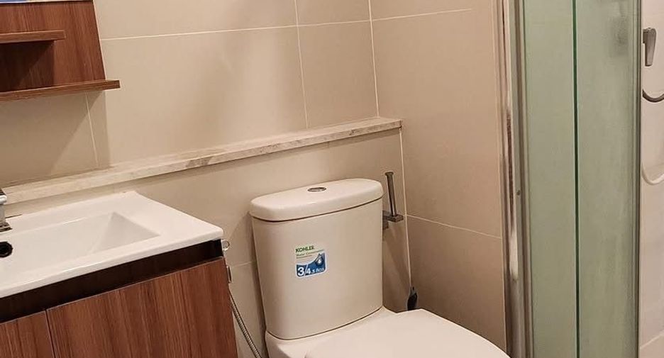 For rent 2 bedrooms condo in Yan Nawa, Bangkok