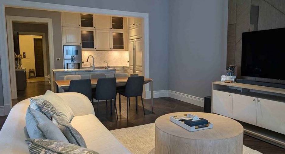 Condo en alquiler de 3 habitaciones en Pathum Wan, Bangkok