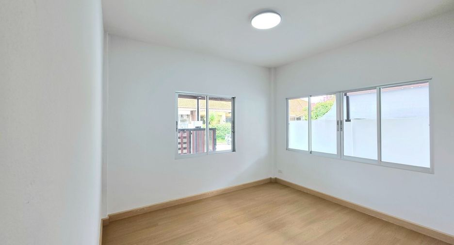 For sale 2 bedrooms townhouse in Thalang, Phuket