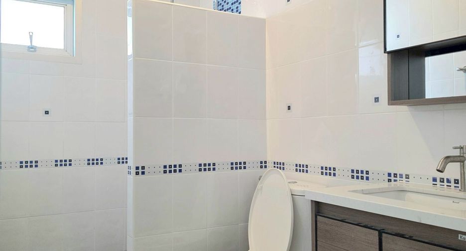 For sale 2 bedrooms townhouse in Thalang, Phuket