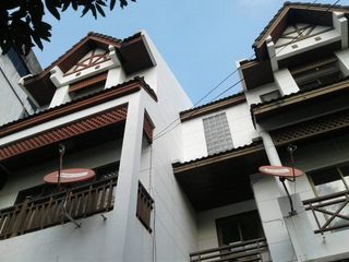 For sale 4 ベッドルーム townhouse in Suan Luang, Bangkok