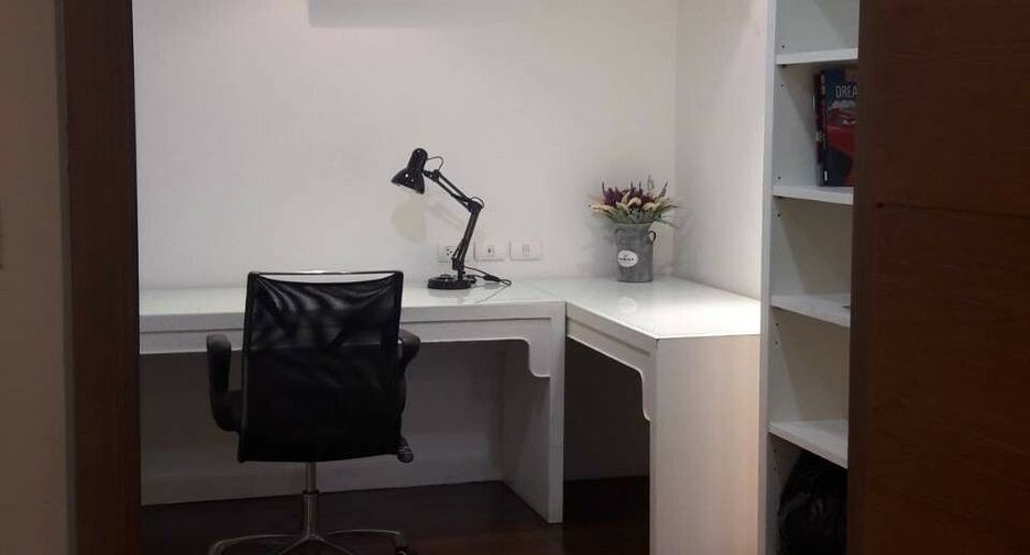 Condo en alquiler de 2 habitaciones en Watthana, Bangkok