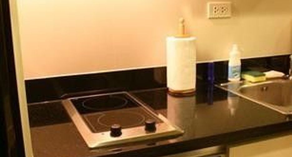 For rent studio condo in Pathum Wan, Bangkok