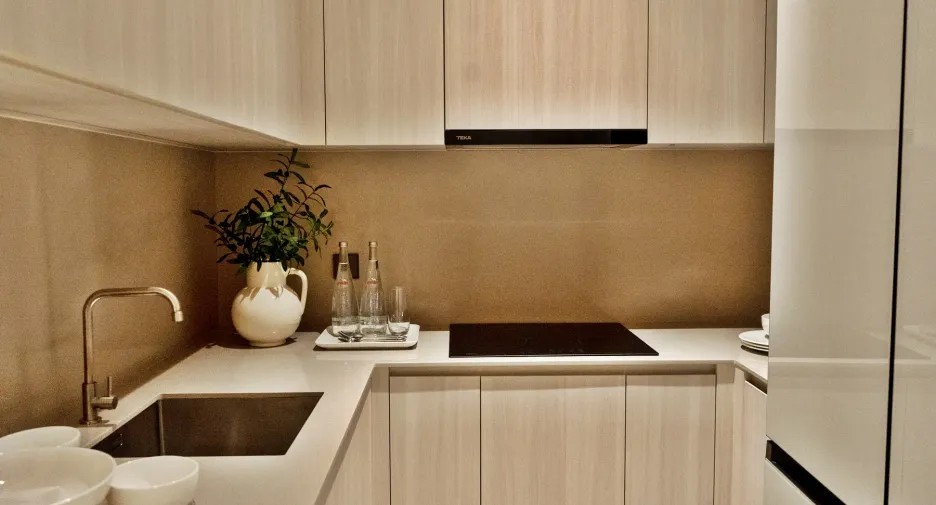 Condo en venta de 3 habitaciones en Khlong Toei, Bangkok